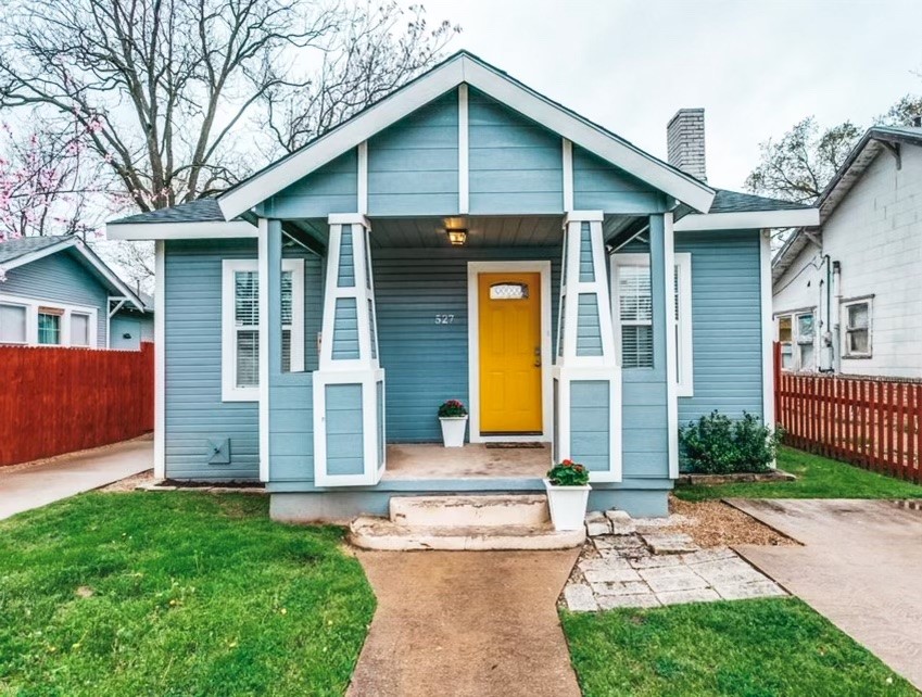 527 S Rosemont Avenue Dallas TX 75208