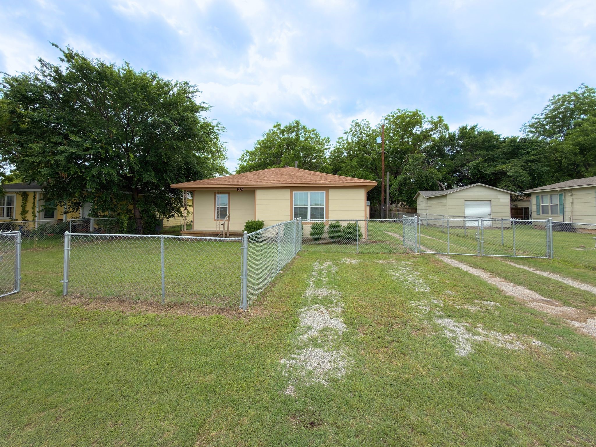 102 Ator Street Lipan TX 76462
