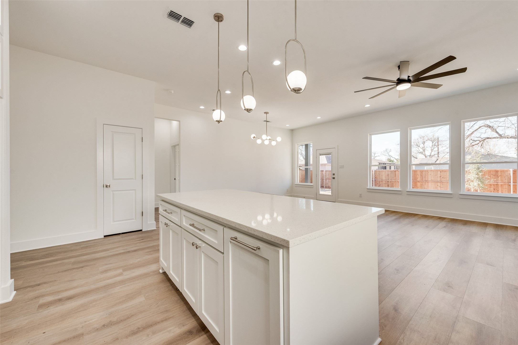 4021 Esmalda Street Dallas TX 75212