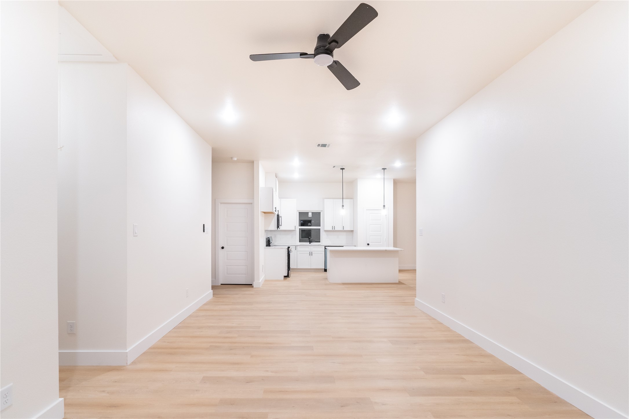 219 W Beachwood Loop Trinidad TX 75163