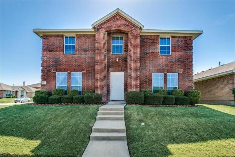 1322 Fairfield Court Lancaster TX 75134