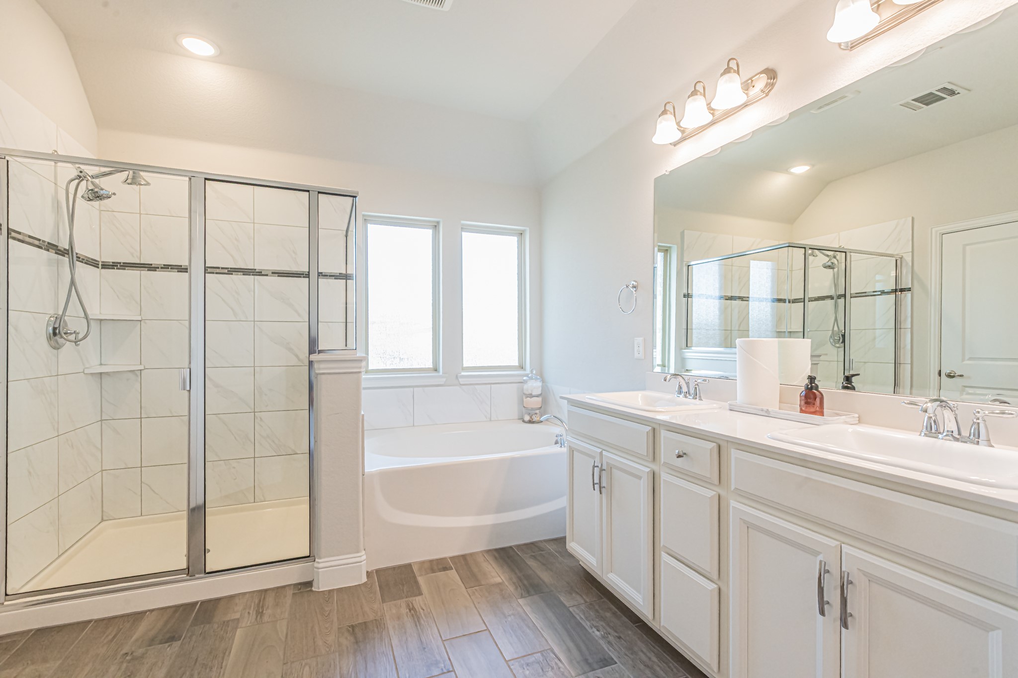 304 Adam Way Euless TX 76040