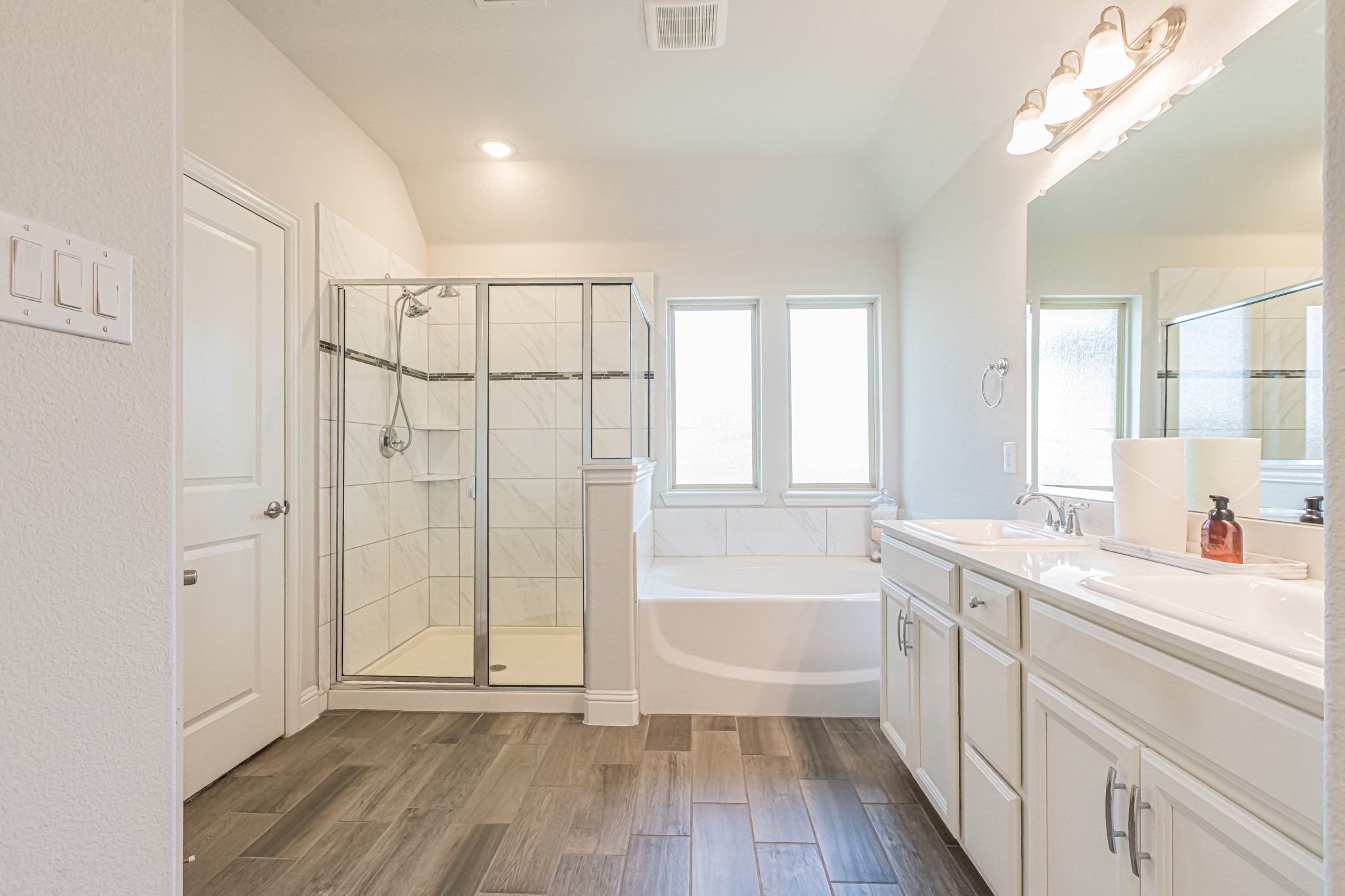 304 Adam Way Euless TX 76040