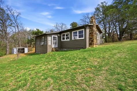 41 Cedar Bayou Boulevard Gordonville TX 76245