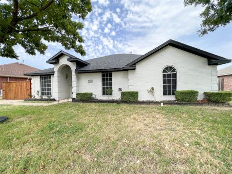 1113 Rio Verde Drive Desoto TX 75115