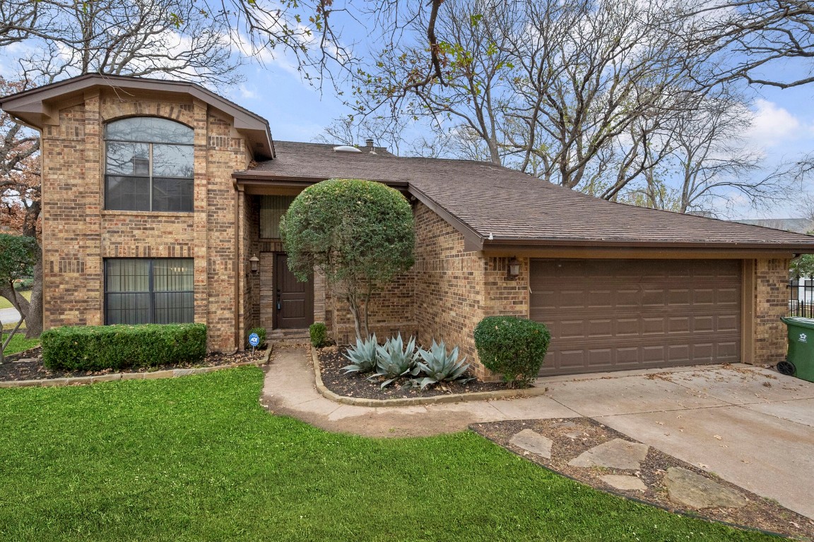 2610 Winding Hollow Lane Arlington TX 76006