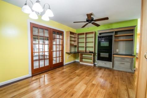 319 Spruce Street Van TX 75790