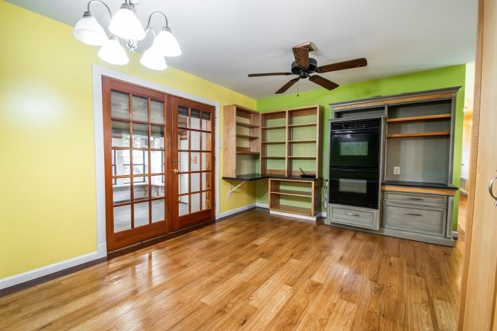 319 Spruce Street Van TX 75790
