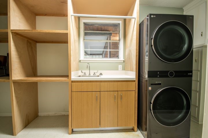 319 Spruce Street Van TX 75790