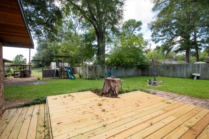 319 Spruce Street Van TX 75790