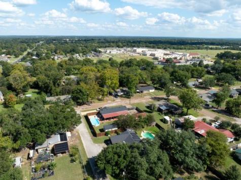 319 Spruce Street Van TX 75790