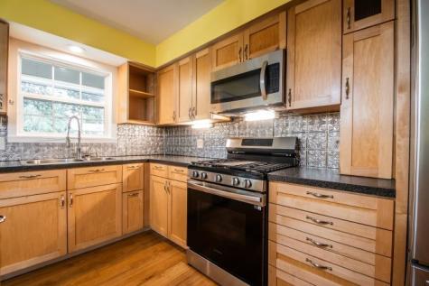 319 Spruce Street Van TX 75790