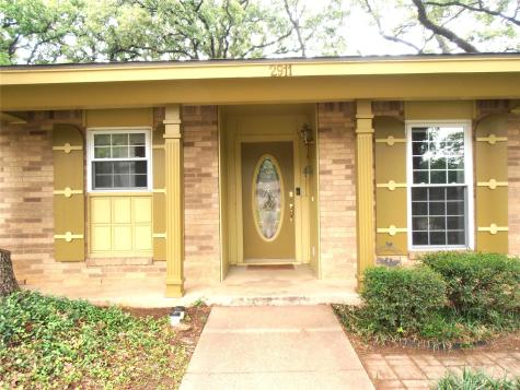 2911 Norwood Lane Arlington TX 76013