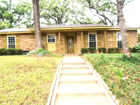 2911 Norwood Lane Arlington TX 76013