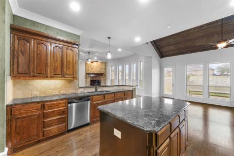 415 Stoney Creek Boulevard Sunnyvale TX 75182