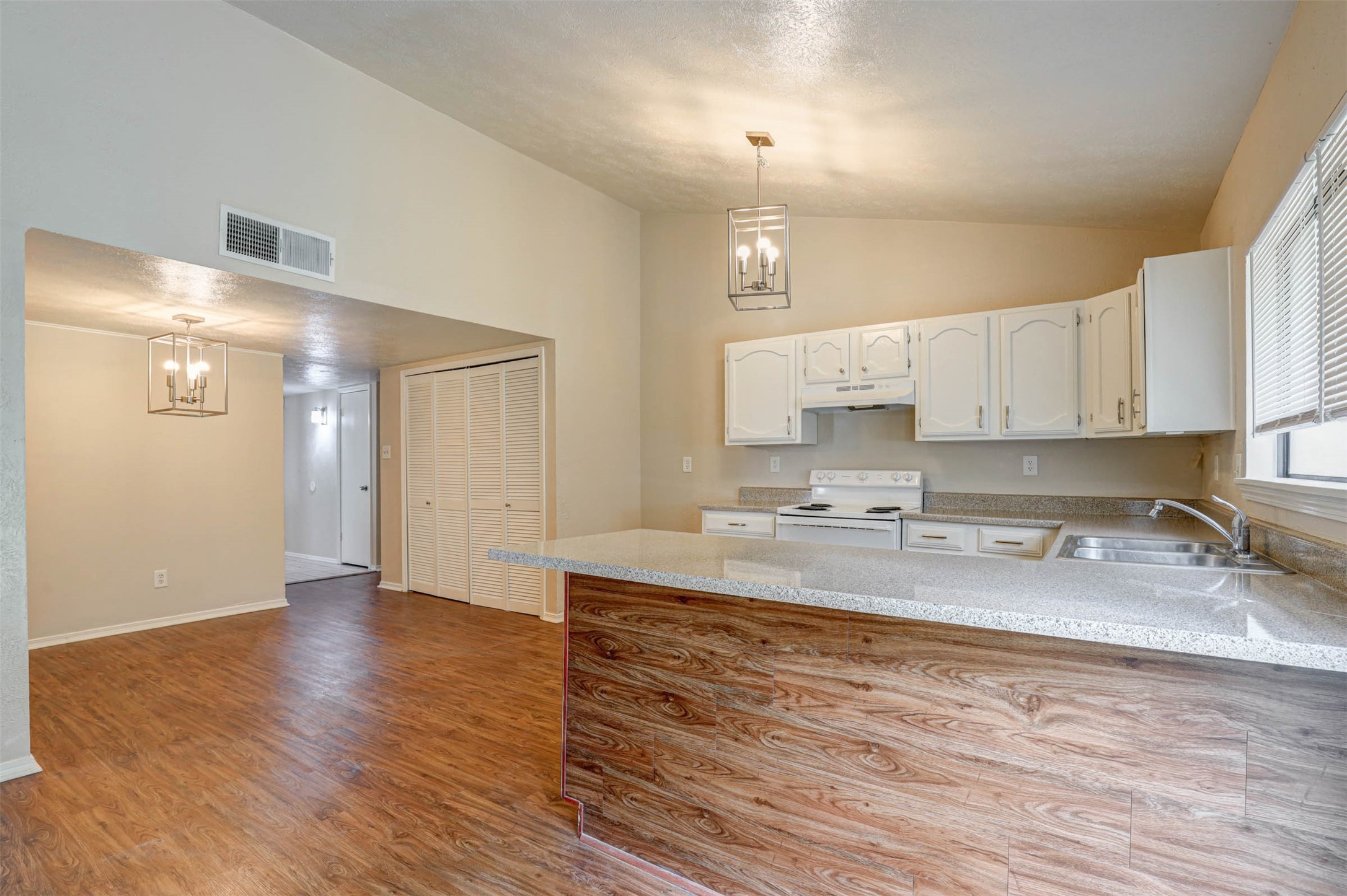 620 Nora Lane Desoto TX 75115