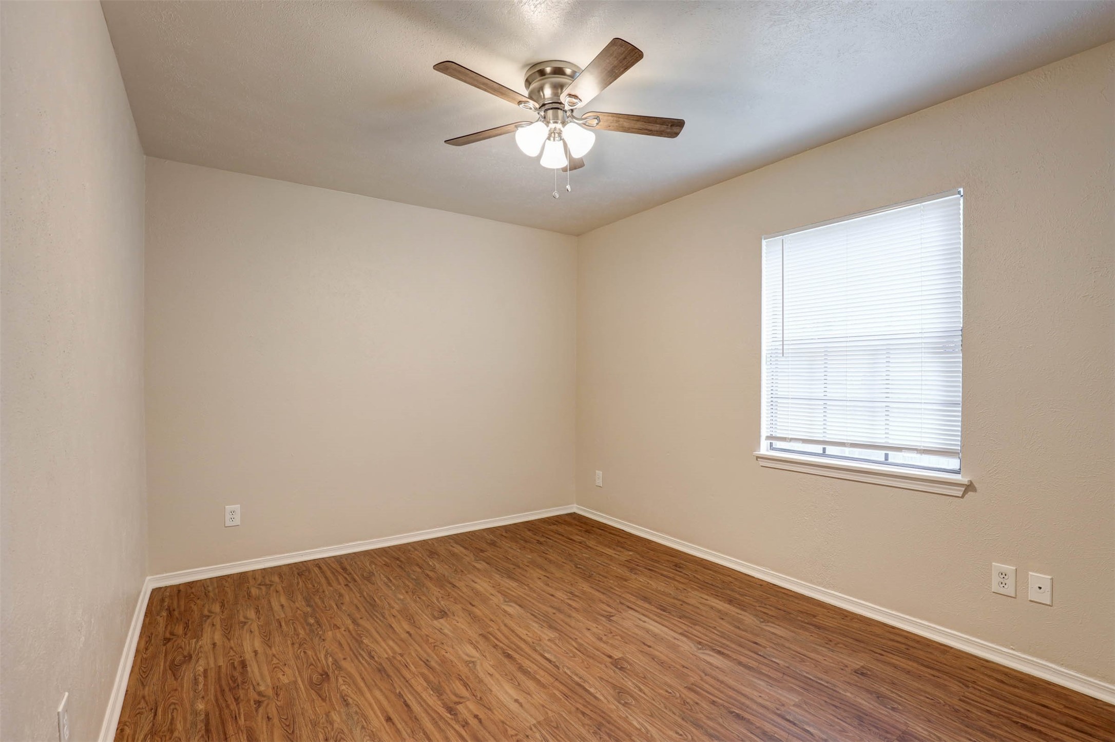 620 Nora Lane Desoto TX 75115