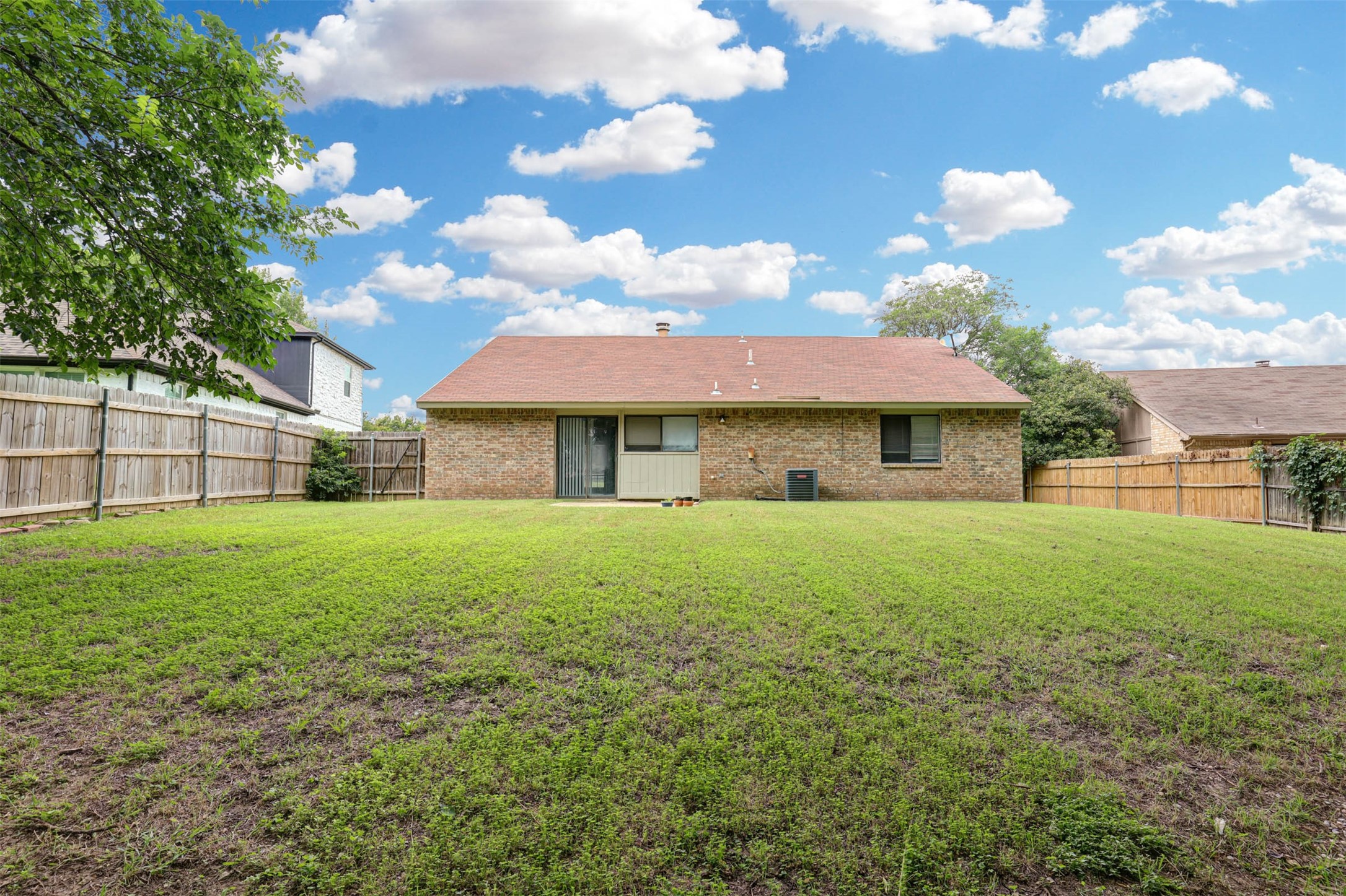 620 Nora Lane Desoto TX 75115
