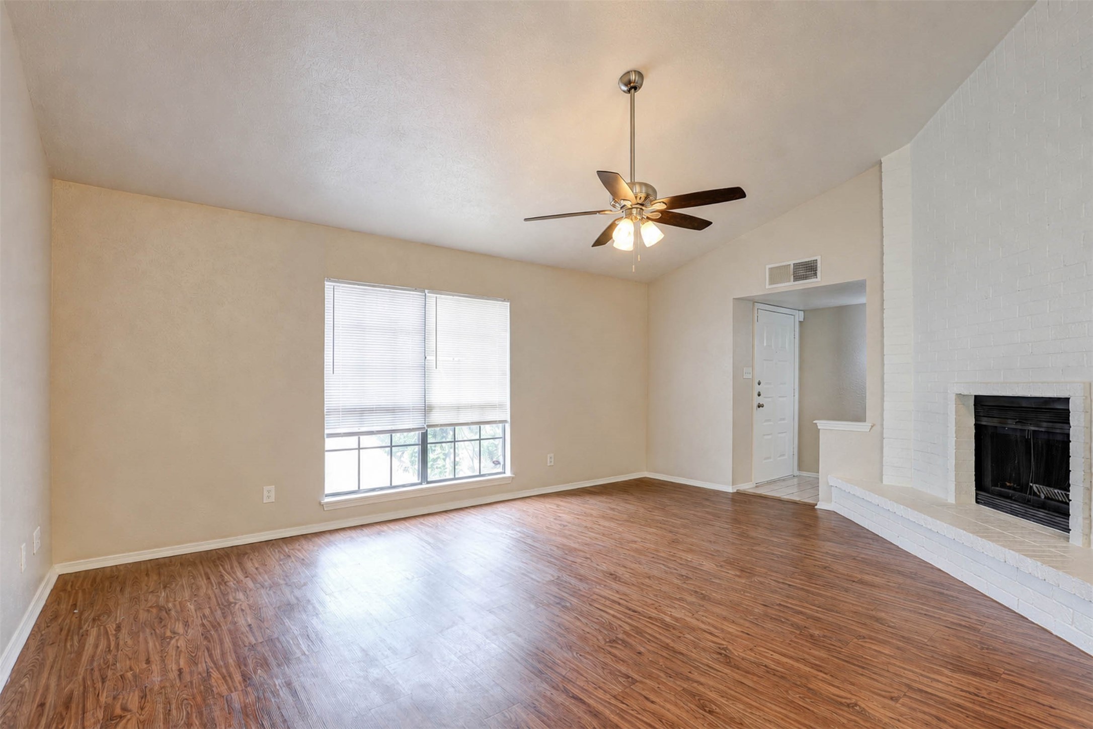 620 Nora Lane Desoto TX 75115