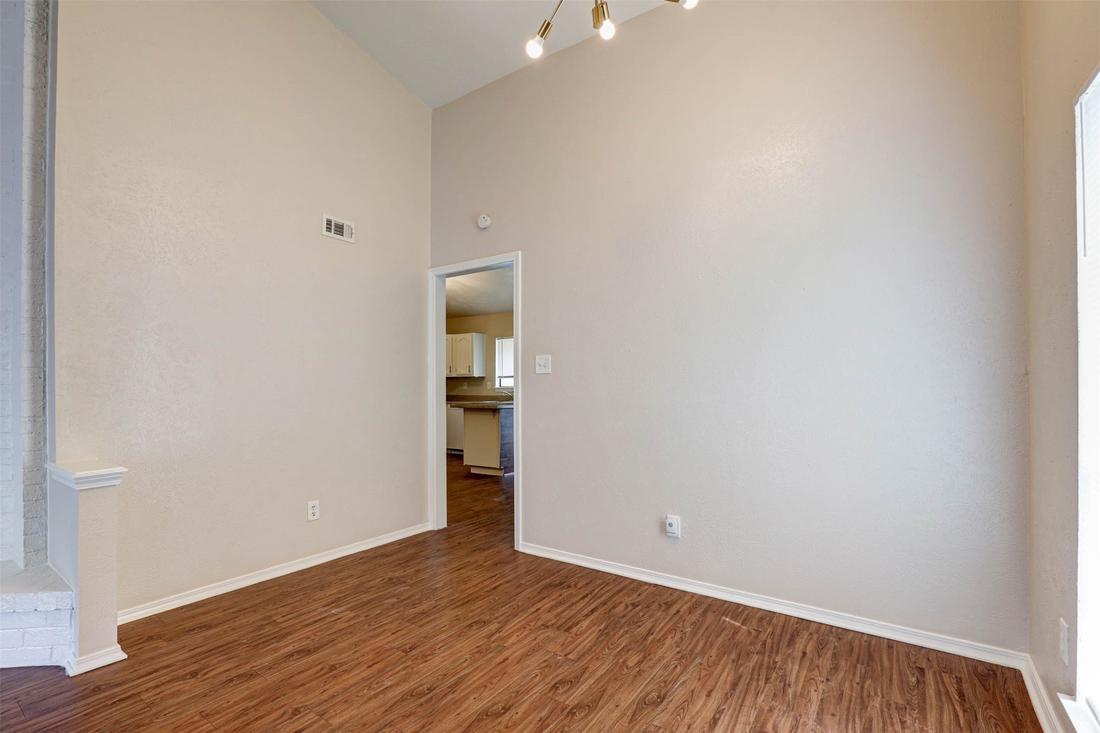 620 Nora Lane Desoto TX 75115