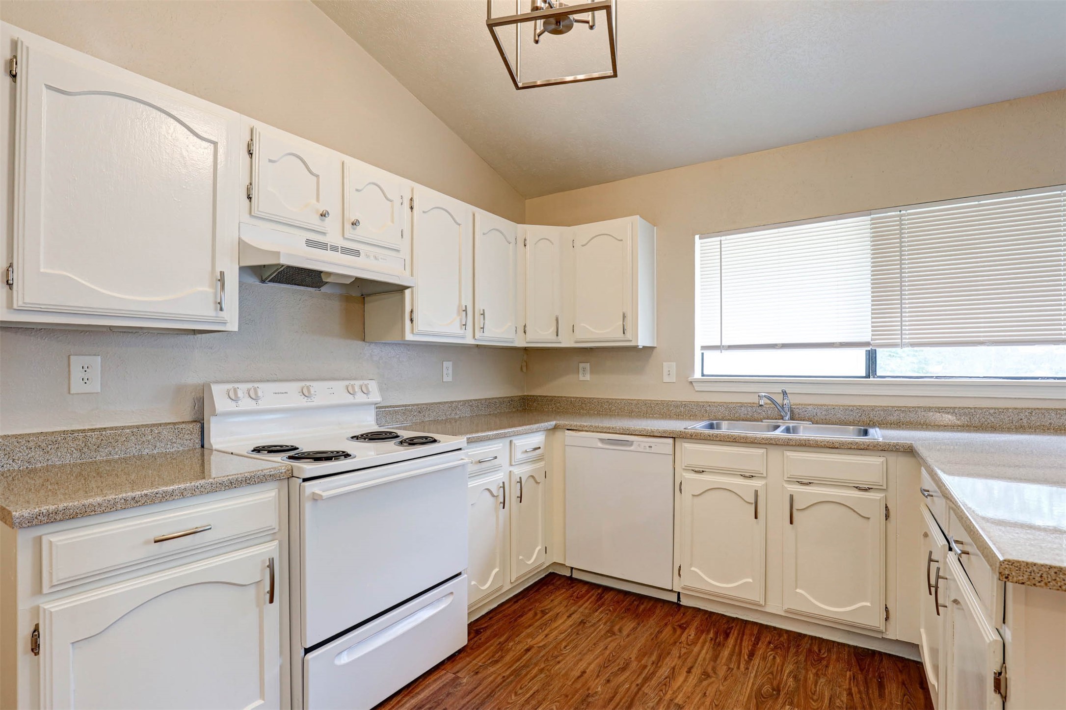 620 Nora Lane Desoto TX 75115