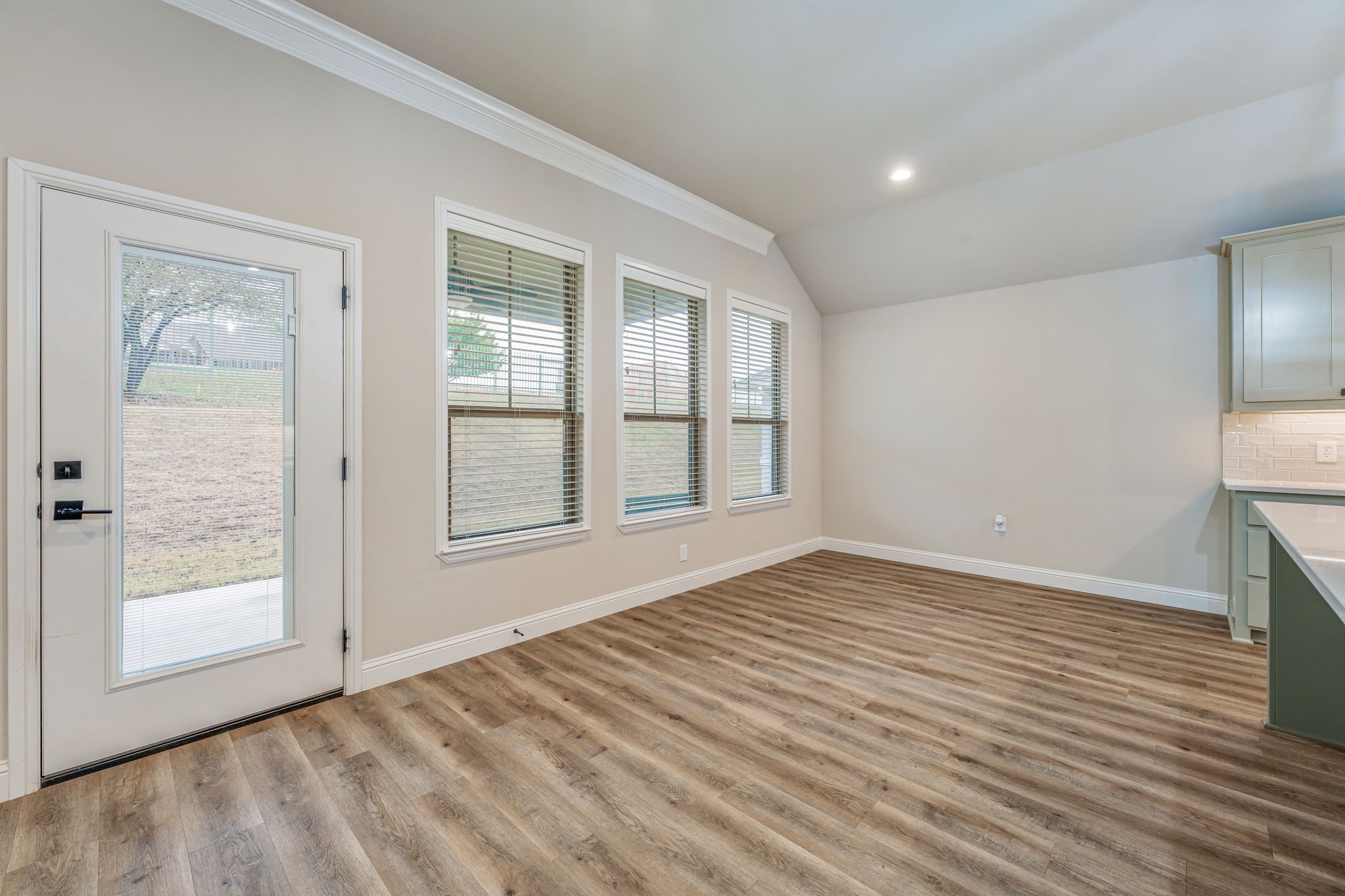 105 Easy Street Glen Rose TX 76043