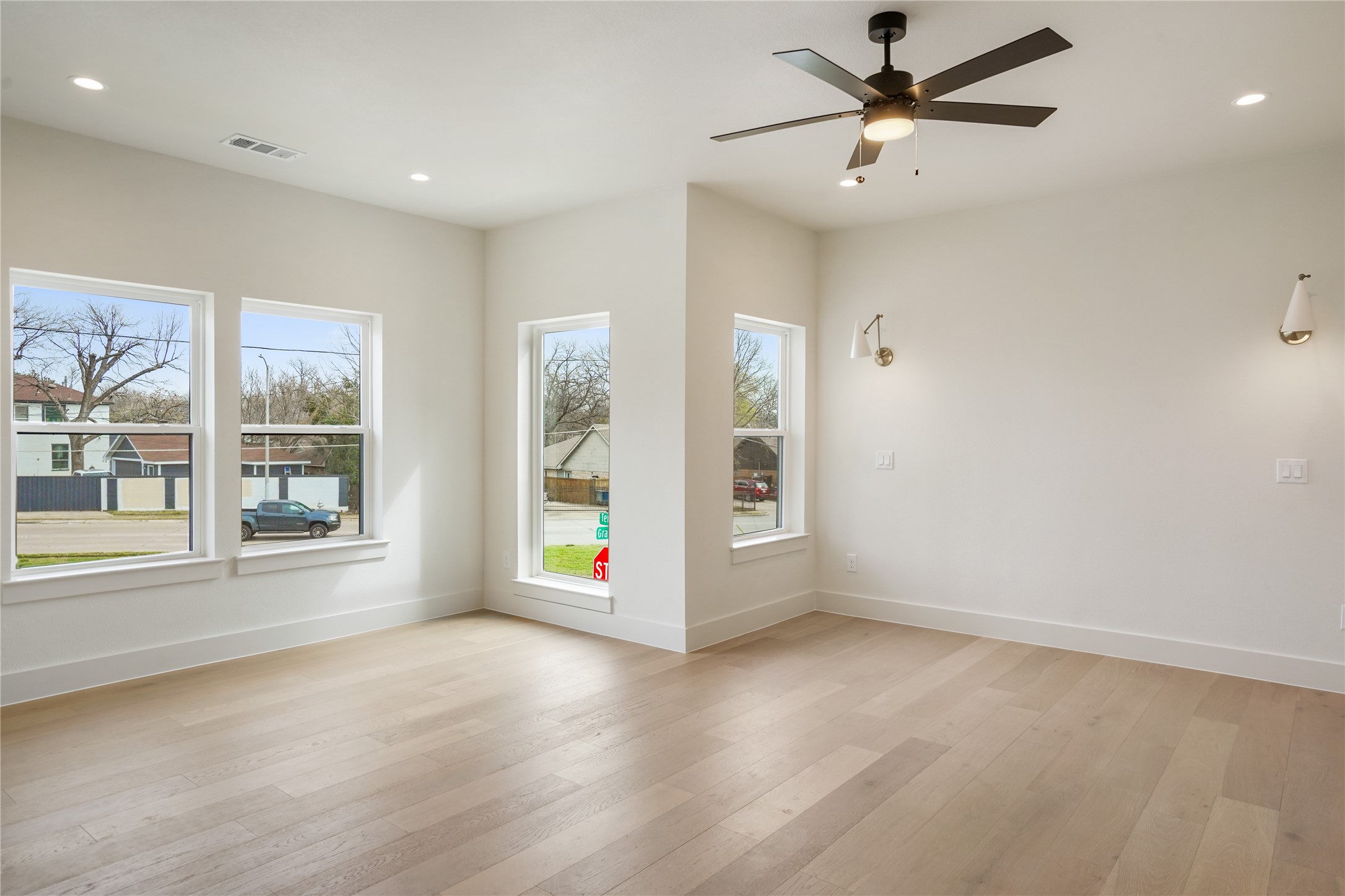 5445 Terry Street Dallas TX 75223