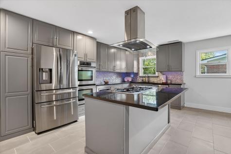 1120 Warden Street Benbrook TX 76126