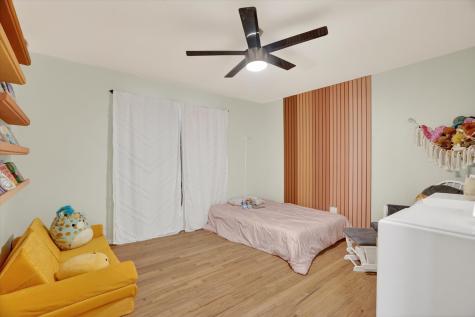 1120 Warden Street Benbrook TX 76126