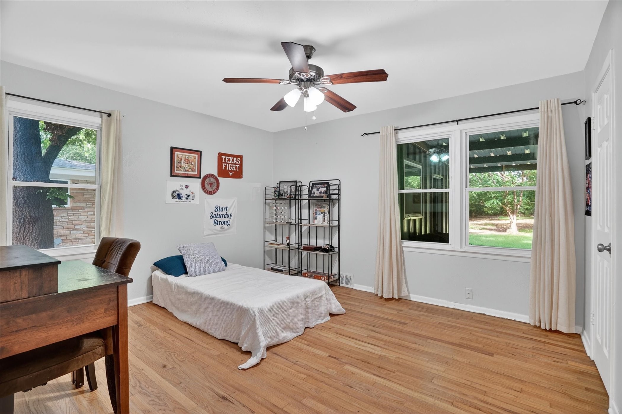 1120 Warden Street Benbrook TX 76126