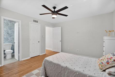 1120 Warden Street Benbrook TX 76126