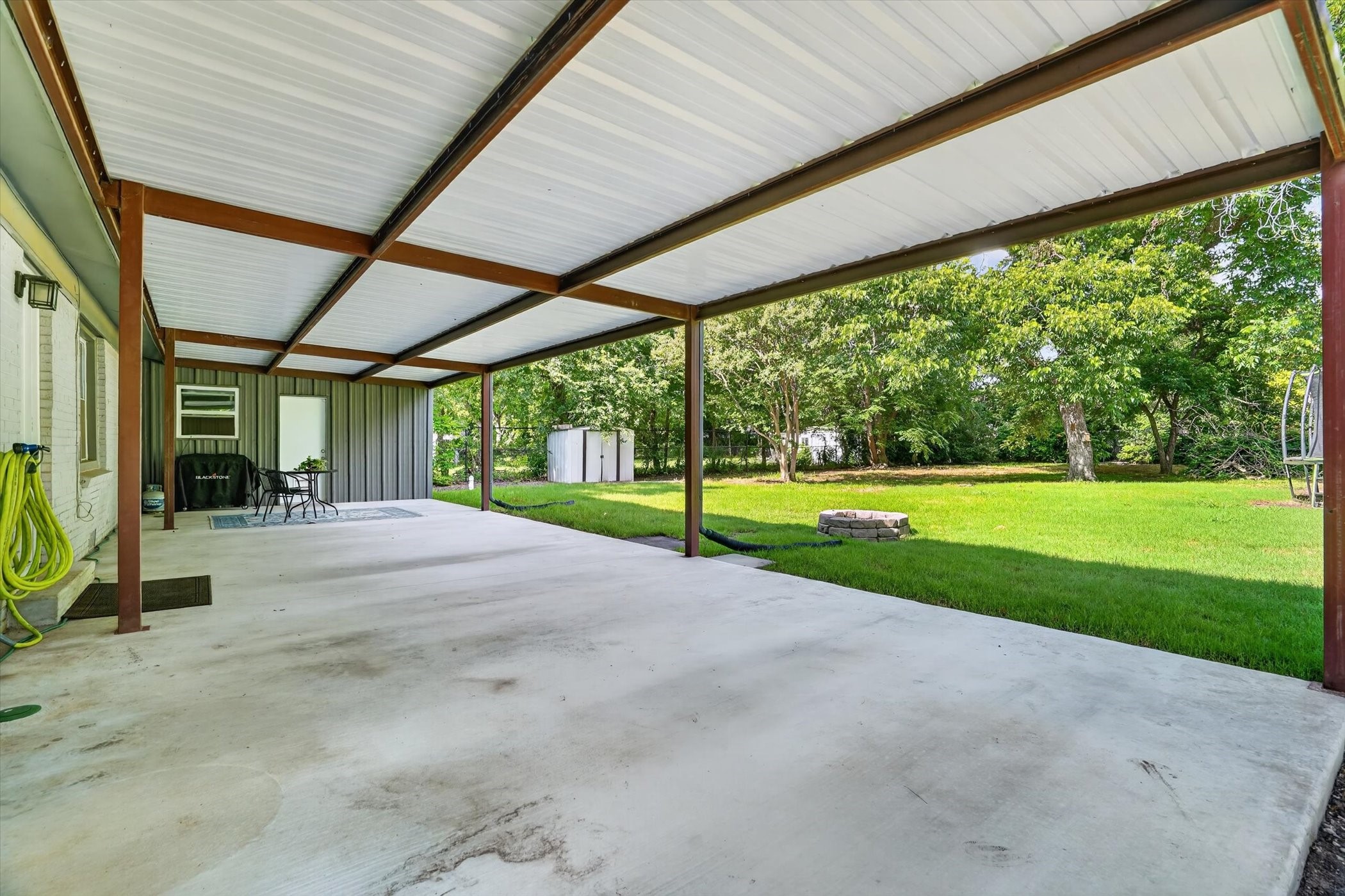 1120 Warden Street Benbrook TX 76126