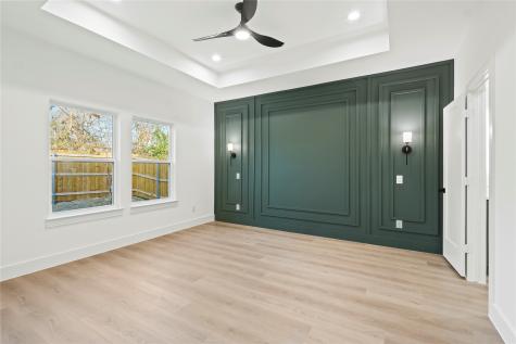 4827 Baldwin Street Dallas TX 75210