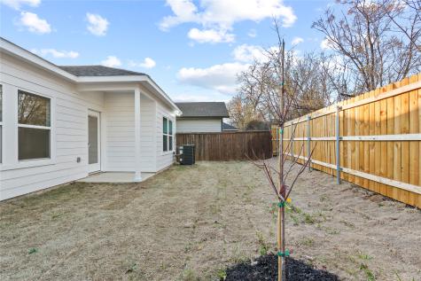 4827 Baldwin Street Dallas TX 75210