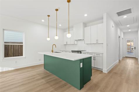 4827 Baldwin Street Dallas TX 75210