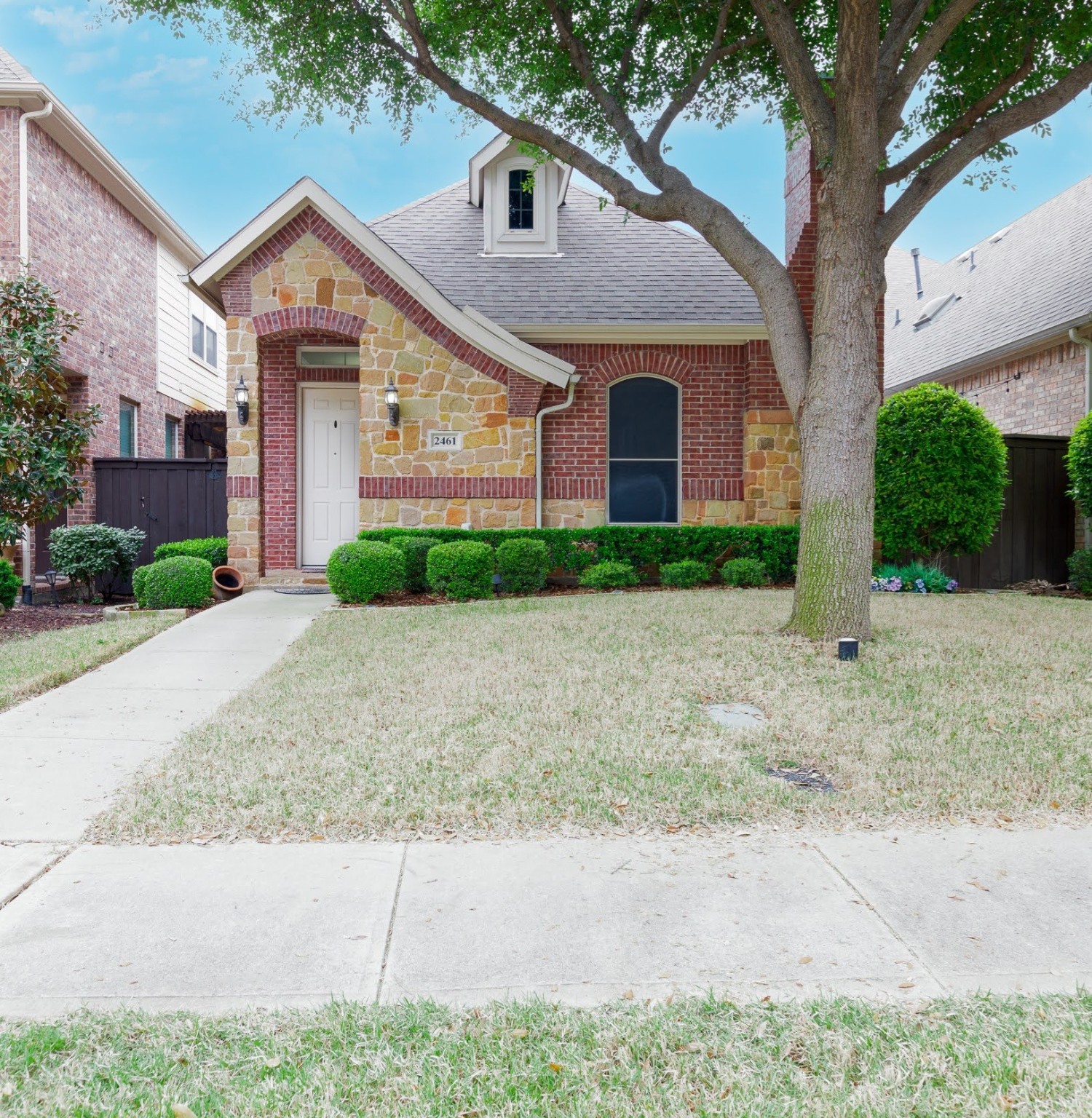 2461 Sunderland Lane Lewisville TX 75067