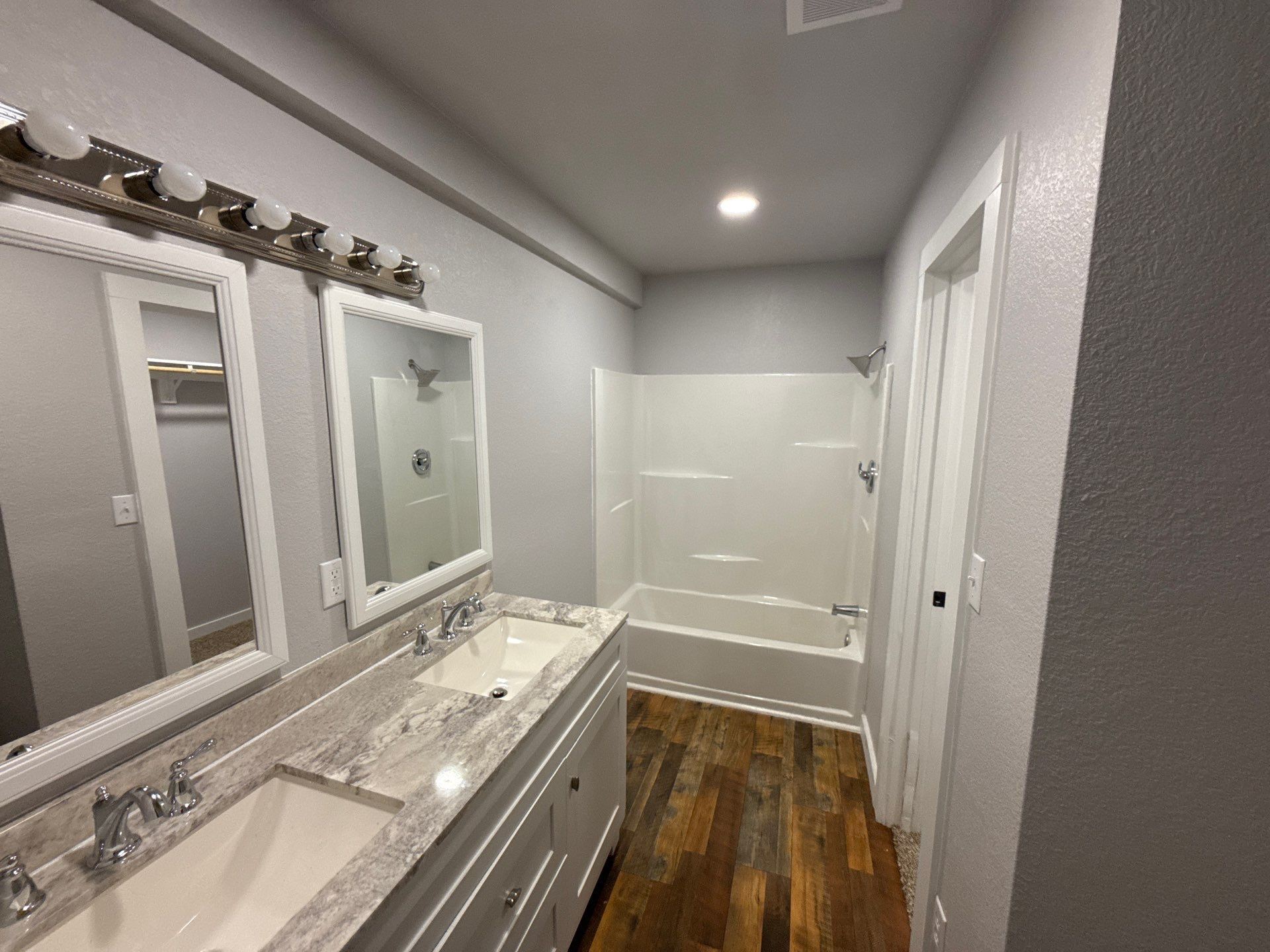 320 W 6th Street Bonham TX 75418