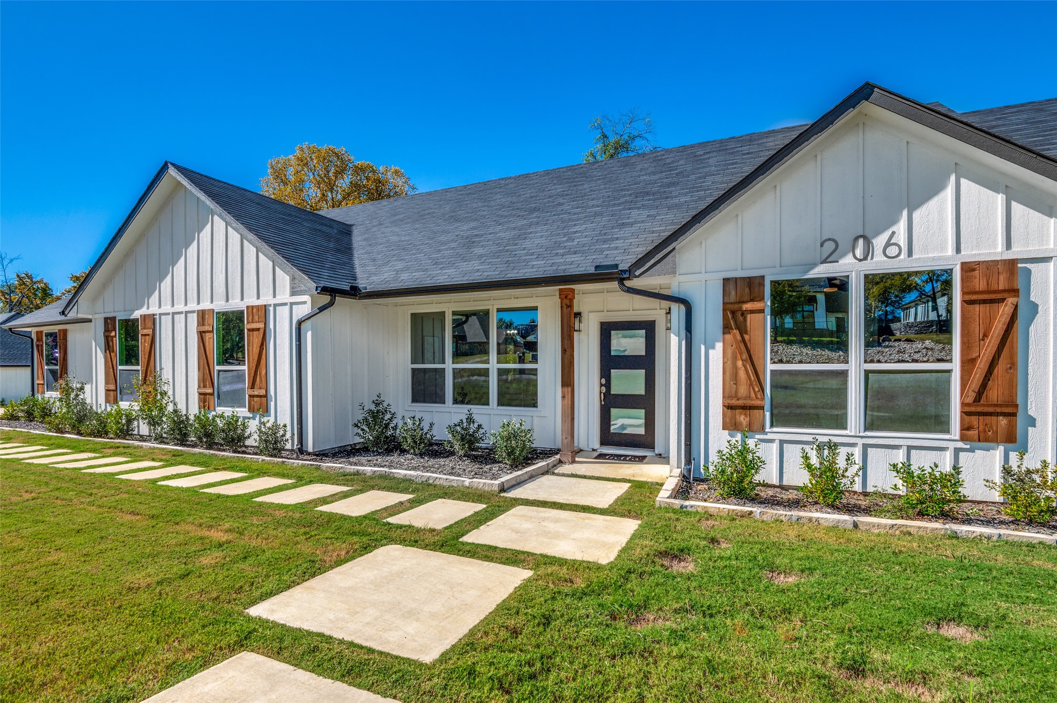 206 Splitrail Drive Mabank TX 75143