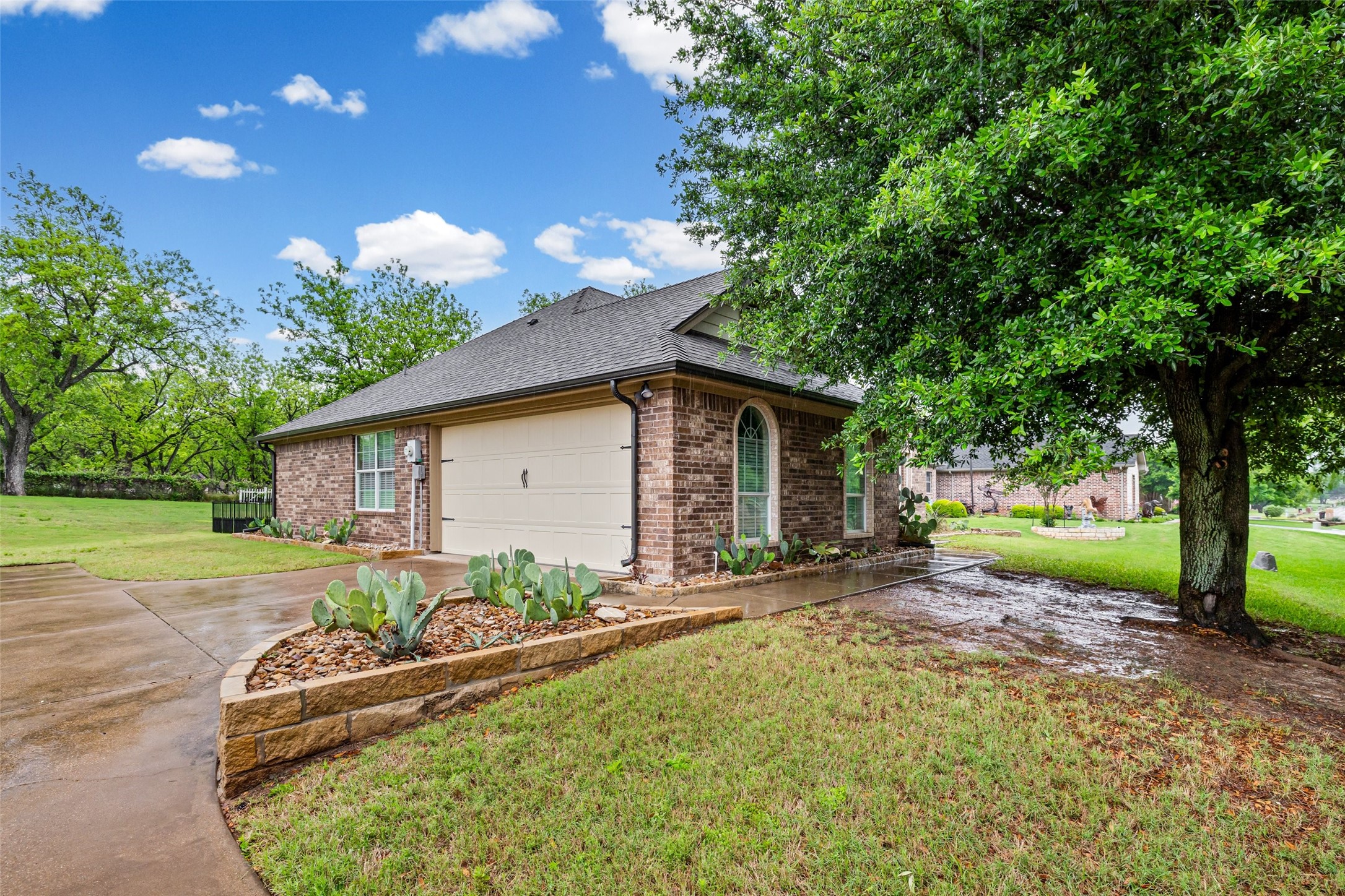 9417 Ravenswood Road Granbury TX 76049