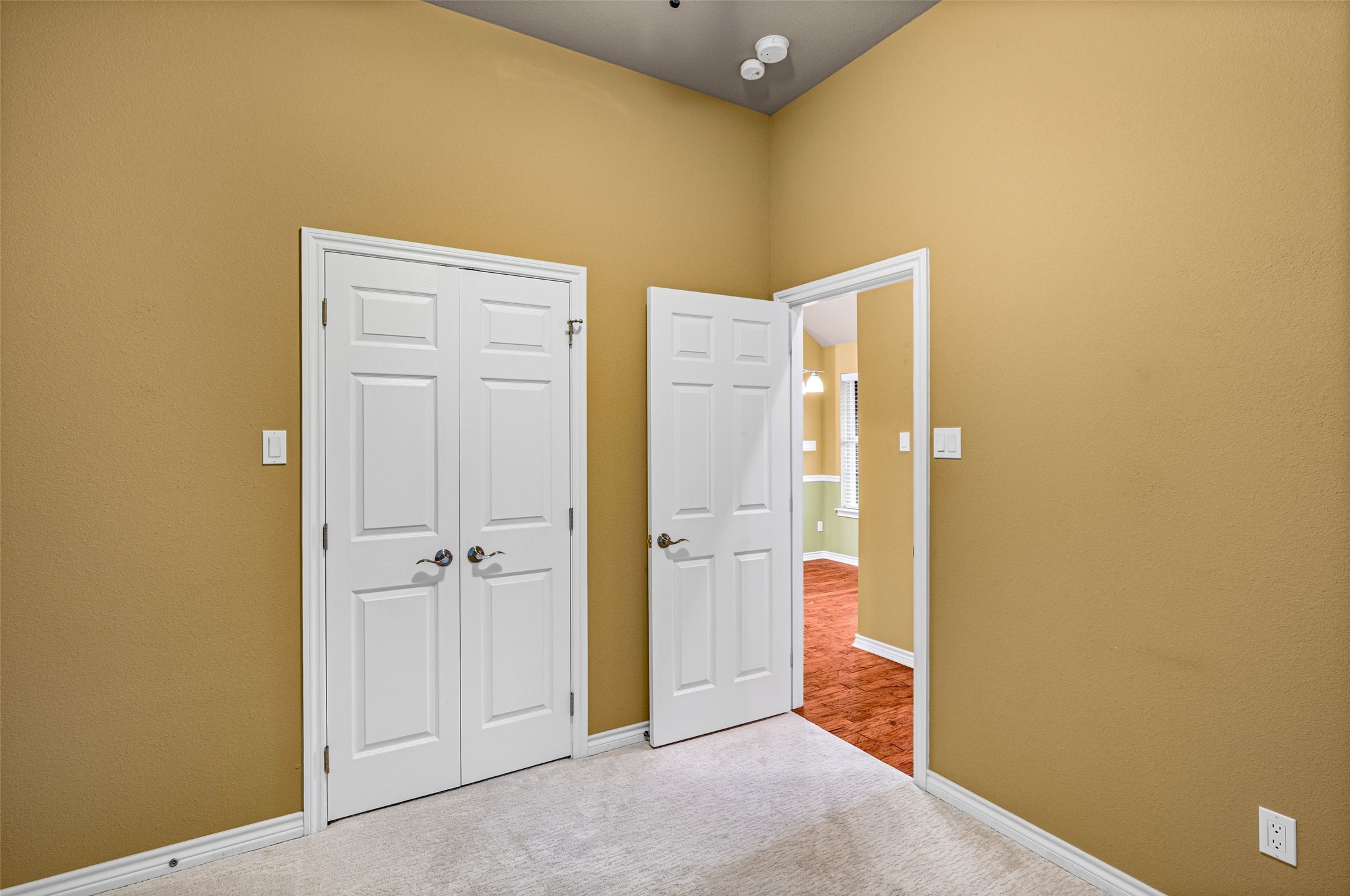 9417 Ravenswood Road Granbury TX 76049