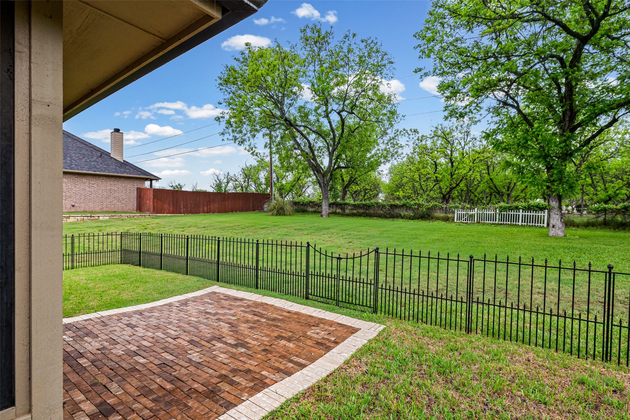 9417 Ravenswood Road Granbury TX 76049