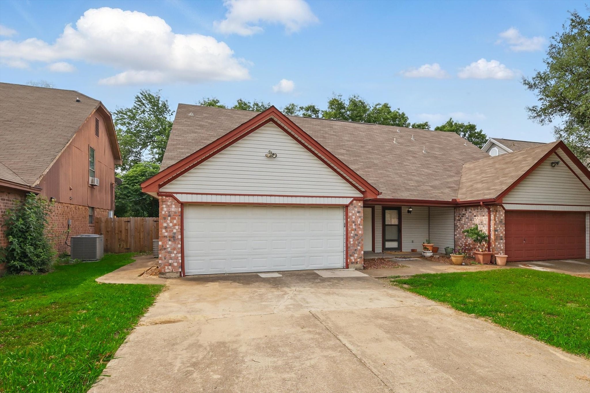7710 Sable Lane North Richland Hills TX 76182