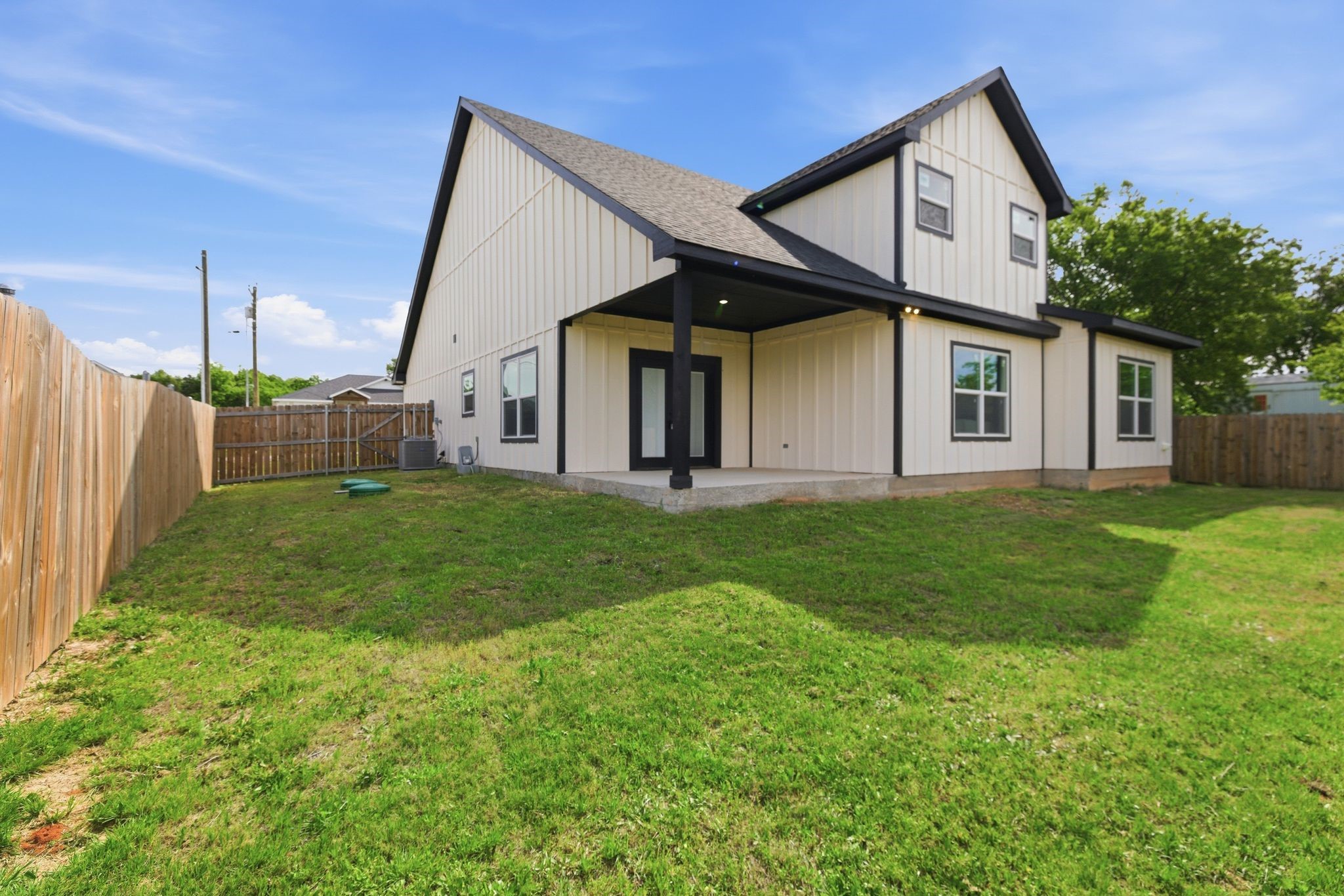 5508 Firewood Trail Granbury TX 76048
