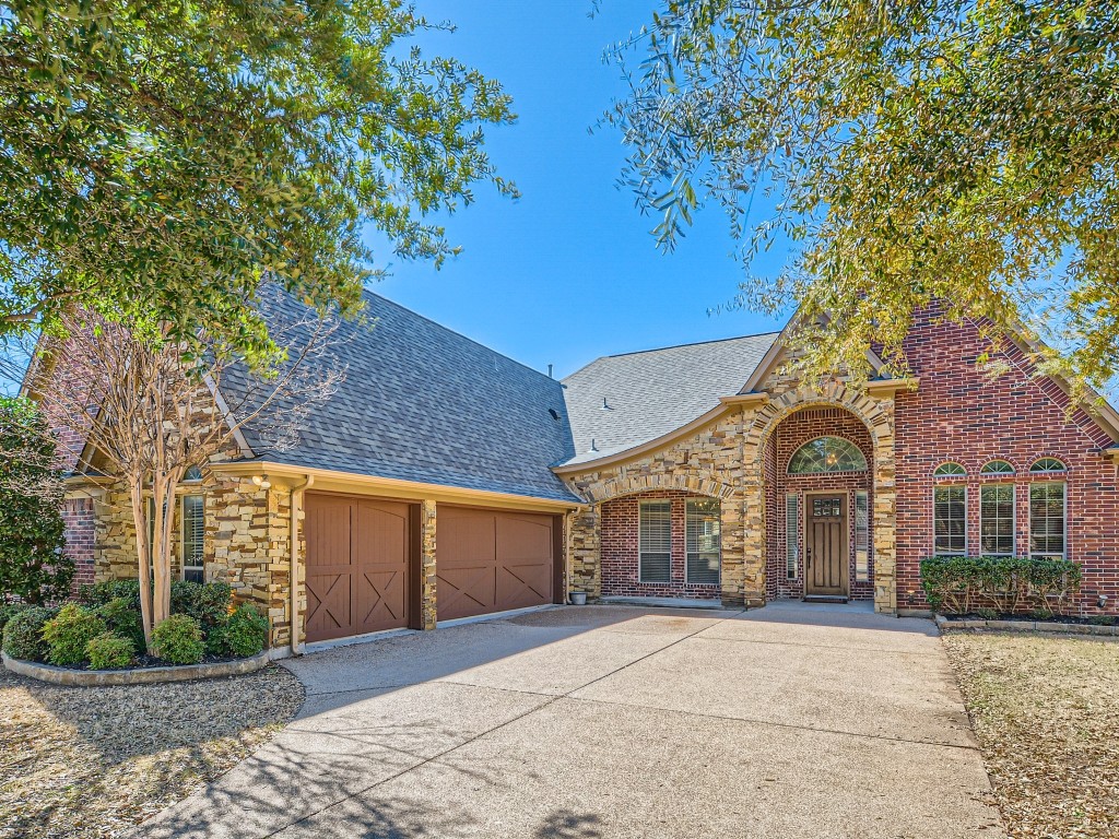 402 Waterlane Drive Mansfield TX 76063