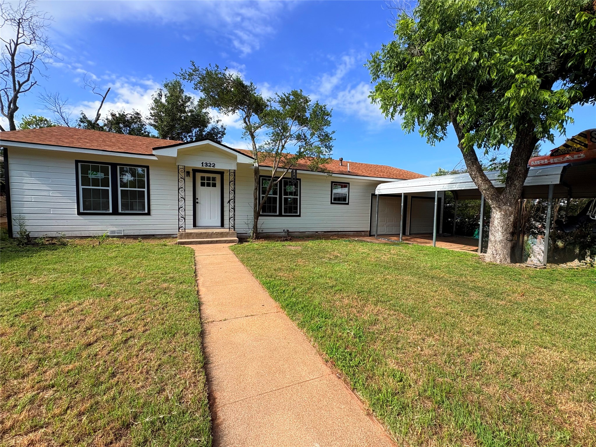 1322 3rd Street Graham TX 76450
