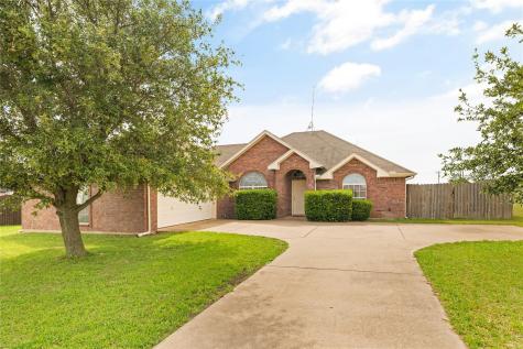 200 Flower Meadows Drive Waxahachie TX 75165