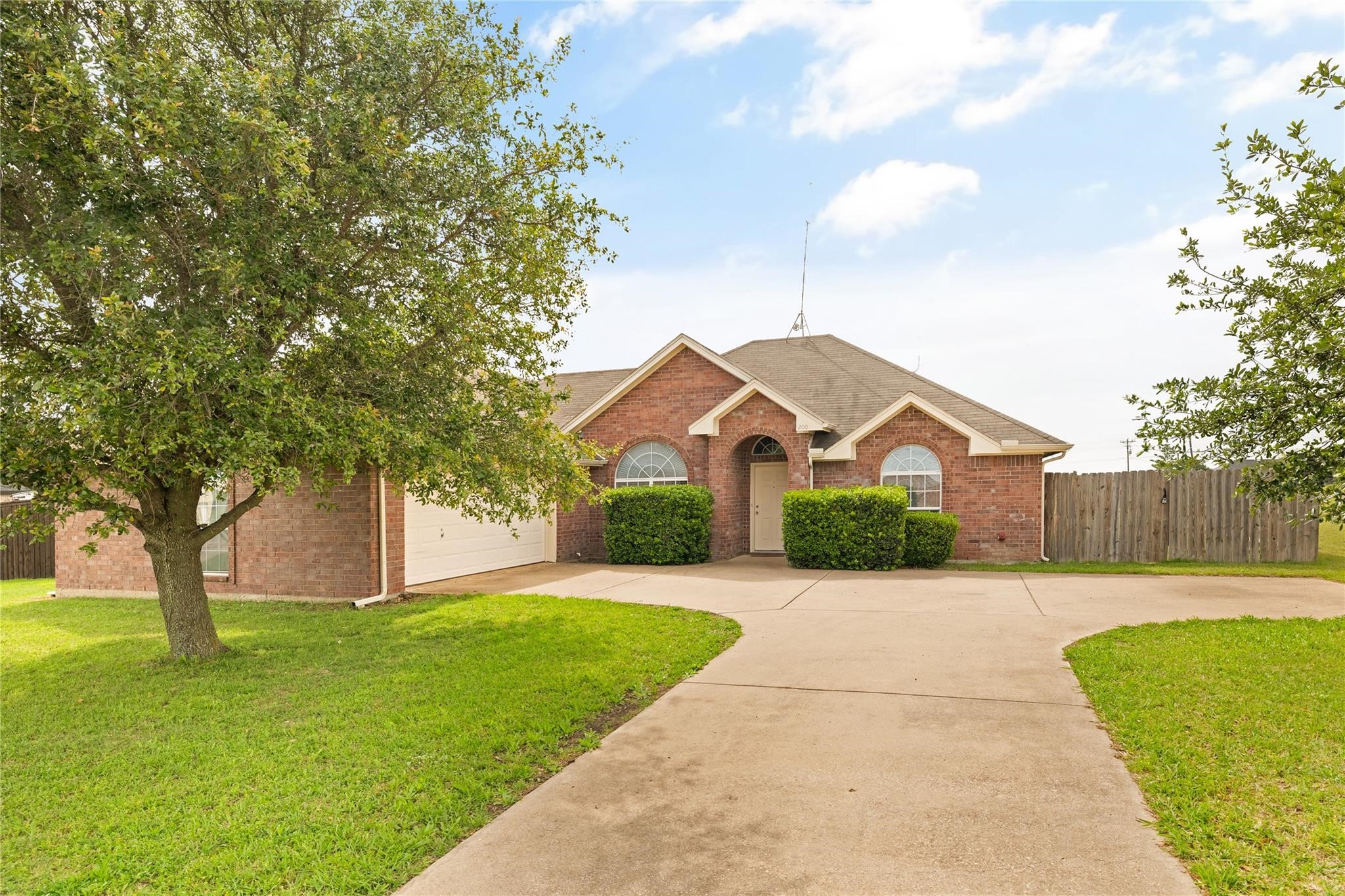 200 Flower Meadows Drive Waxahachie TX 75165