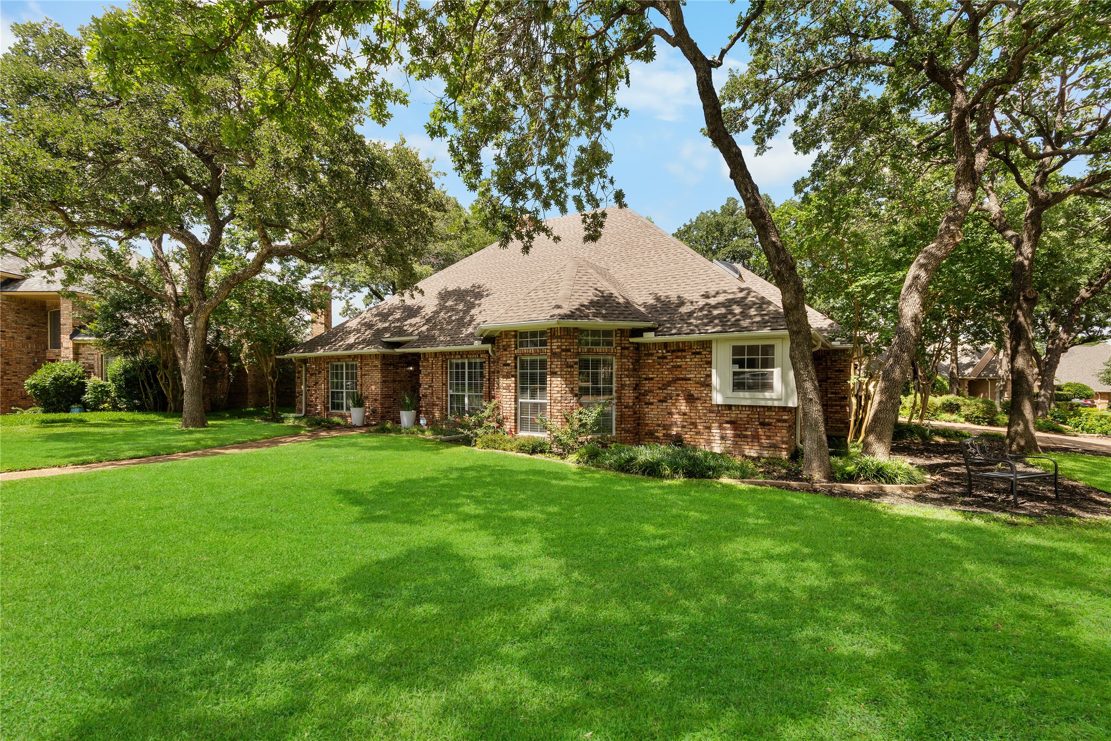 2319 Ox Bow Court Arlington TX 76006