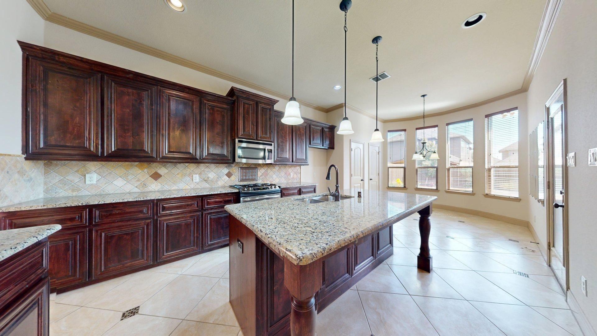 586 Deverson Drive Rockwall TX 75087