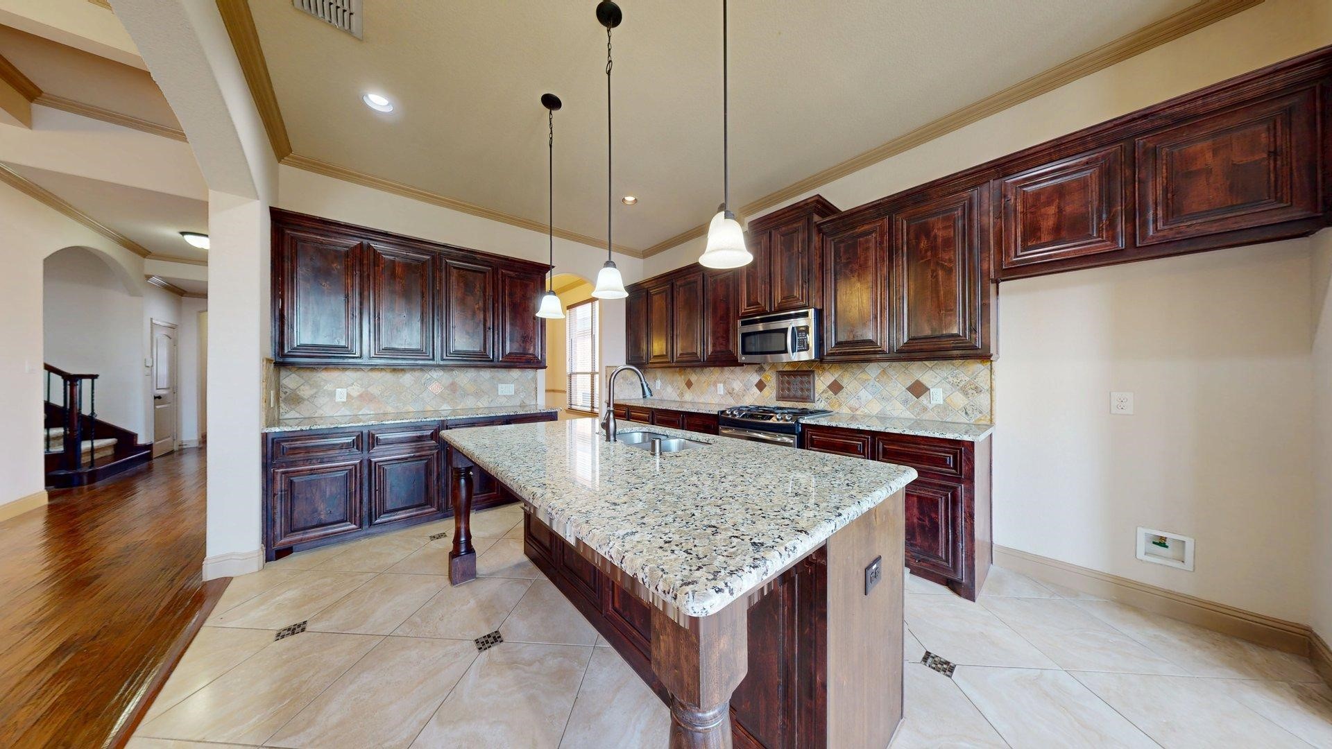 586 Deverson Drive Rockwall TX 75087